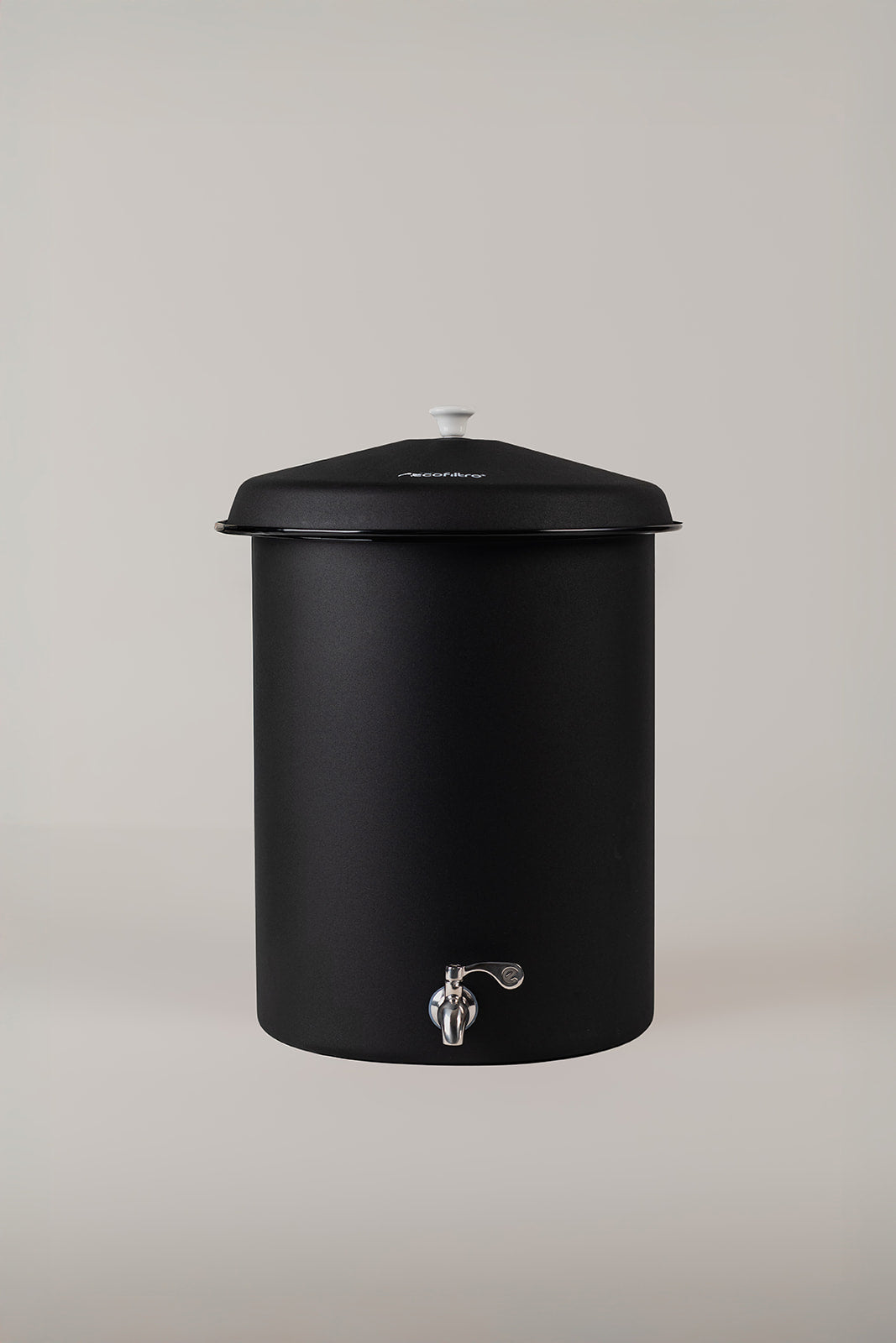 Ecofiltro 20L Wasserfilter Mattschwarz Frontansicht